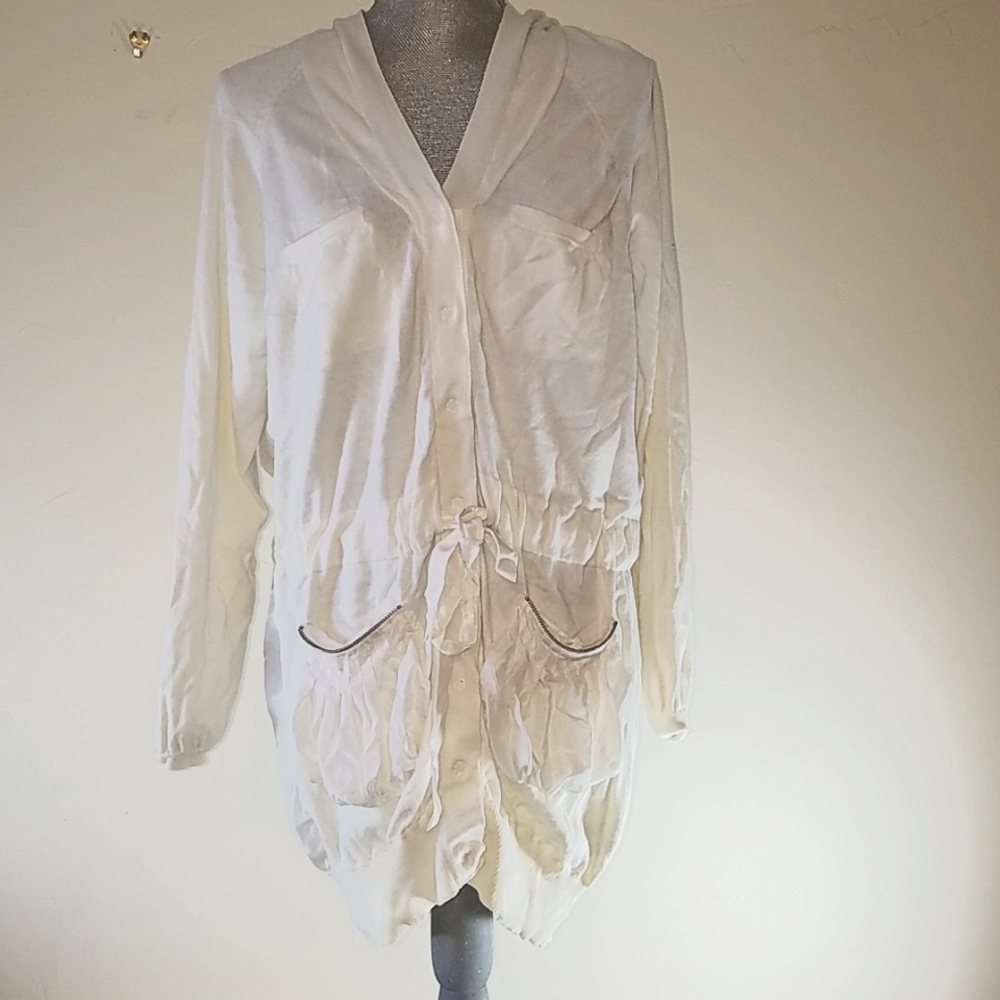 L.a.m.b  jacket size small unique style white color like hoodie.